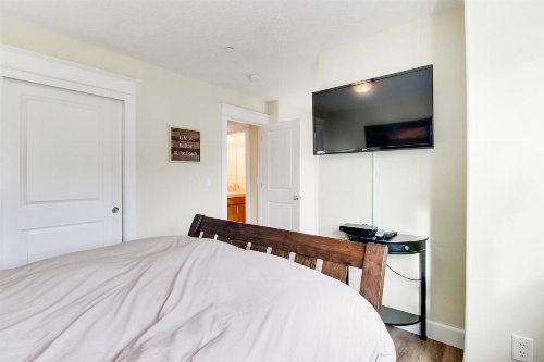 Salt Water Beach House image 20