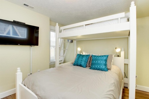 Salt Water Beach House image 27